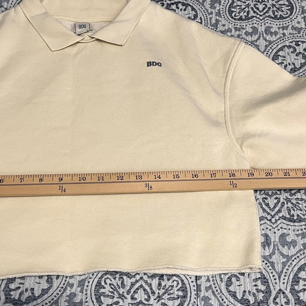 Urban Outfitters BDG Cream Cropped Polo Sweatshirt XS - Picture 9 of 13